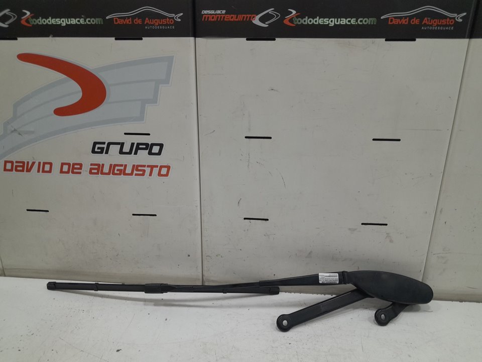 Brazo limpia delantero derecho mercedes-benz clase c c 200 d (205.007)