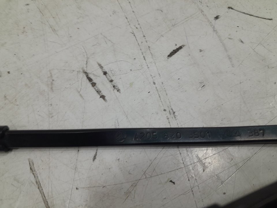 Brazo limpia delantero derecho mercedes-benz clase c c 200 d (205.007)