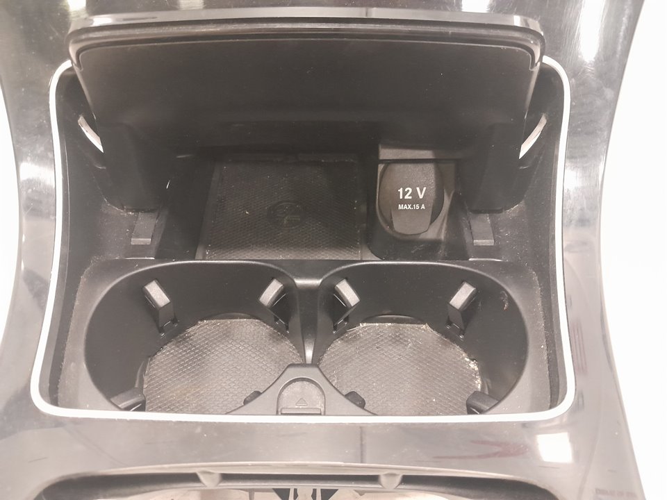 Carcasa central de consola mercedes-benz clase c c 200 d (205.007)
