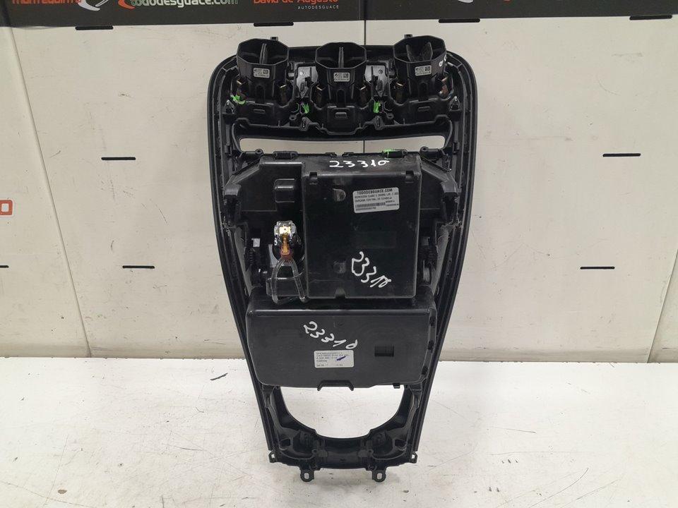Carcasa central de consola mercedes-benz clase c c 200 d (205.007)