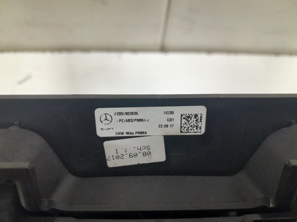 Carcasa central de consola mercedes-benz clase c c 200 d (205.007)
