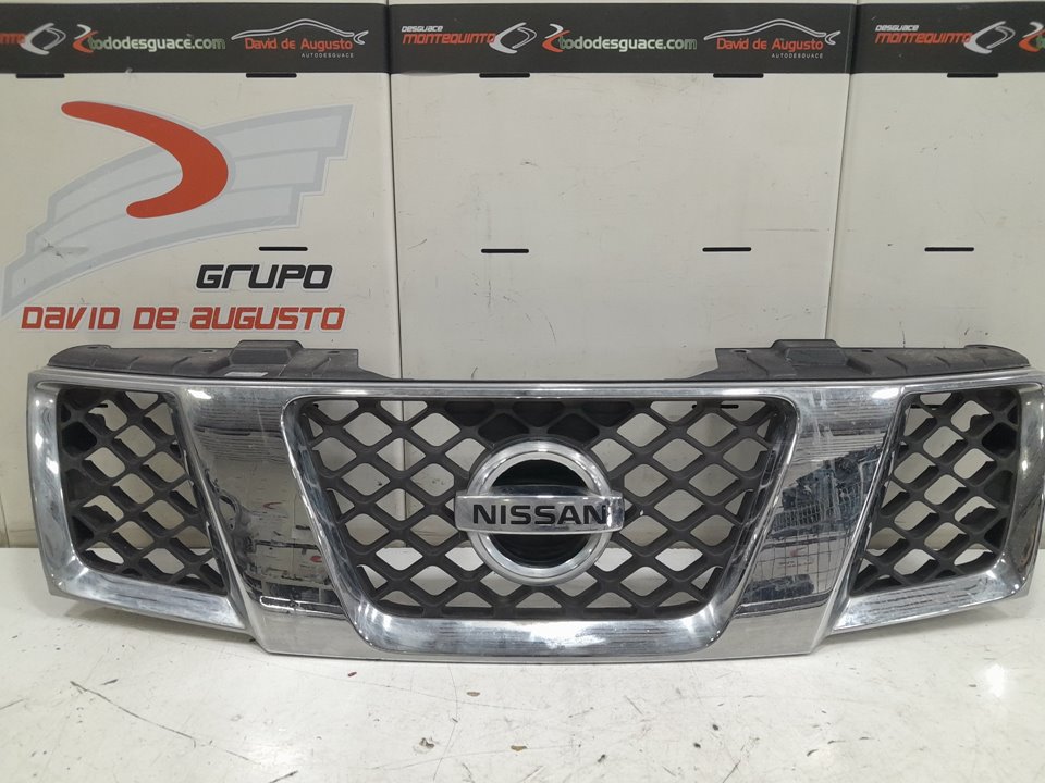 Calandra nissan pathfinder iii 2.5 dci 4wd