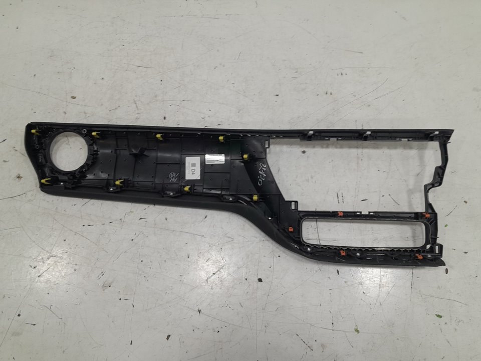 Carcasa central de consola toyota auris 1.8 hybrid (zwe150_)
