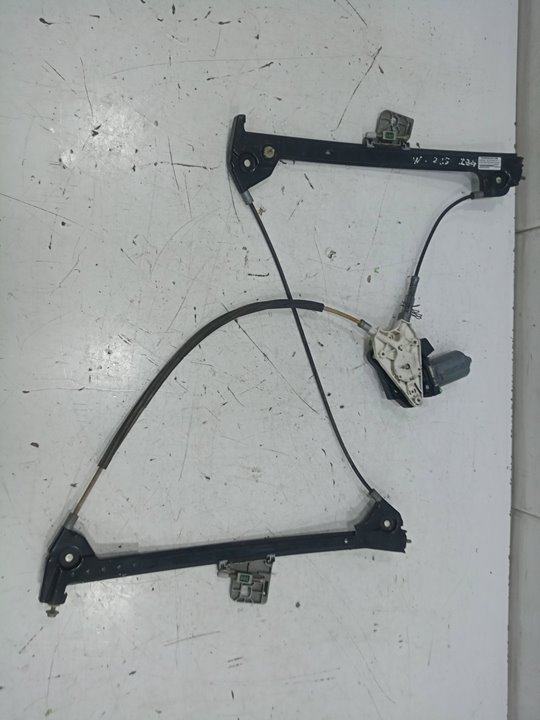 Elevalunas delantero izquierdo 