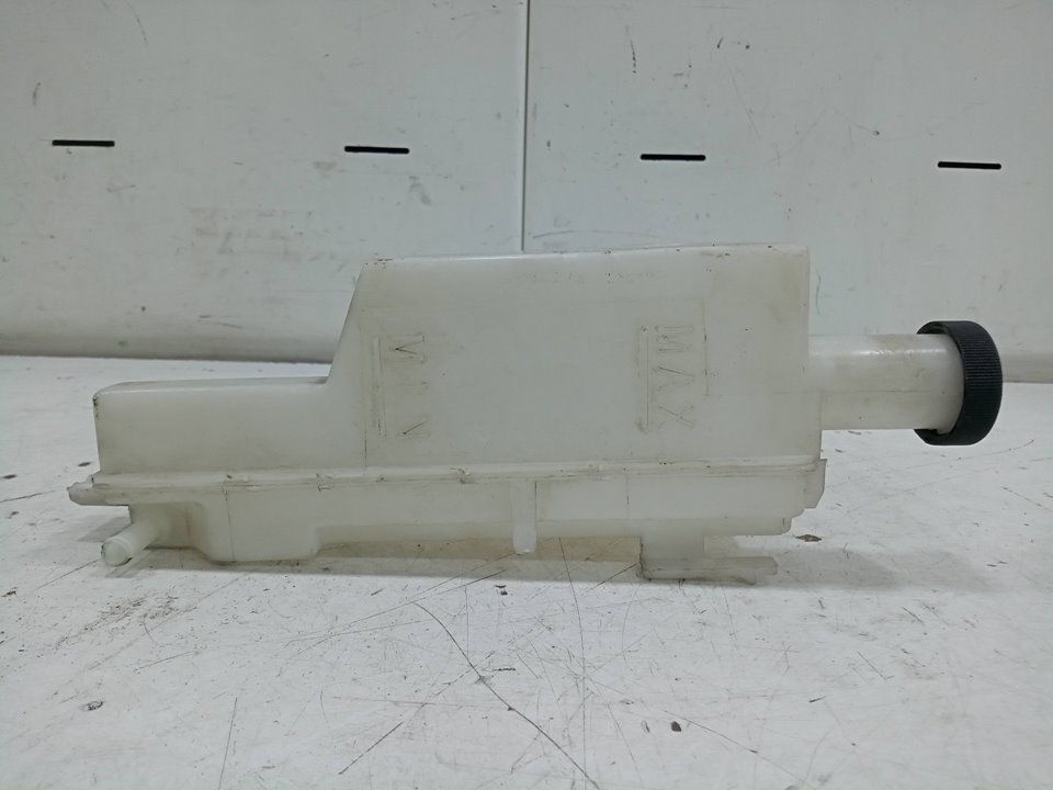 Deposito refrigerante nissan juke 1.6