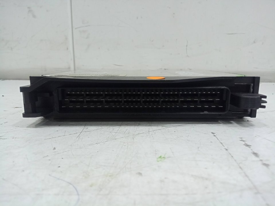Centralita motor uce bmw 5 523 i