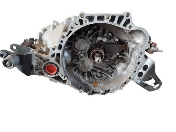 Caja cambios toyota avensis ranchera familiar 2.0 d4d (adt270_)