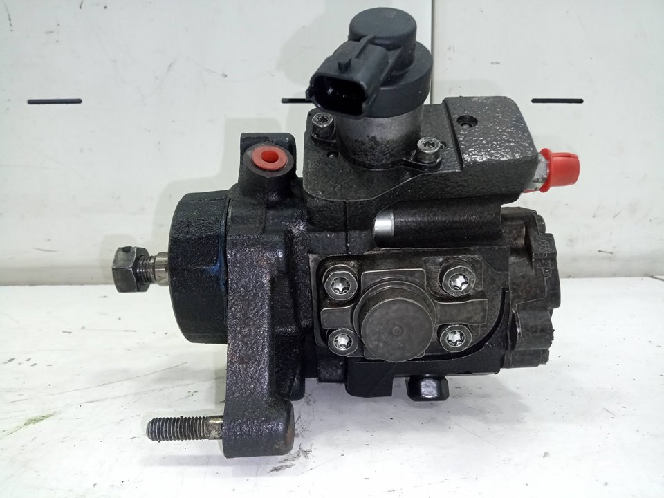 Bomba inyeccion nissan atleon zd30      ...