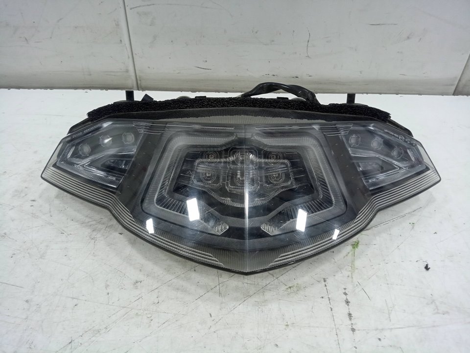 Piloto trasero yamaha rp28 fjr1300      01.1