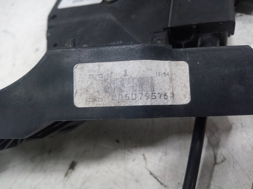 Cerradura puerta delantera izquierda renault clio iv 1.2 16v