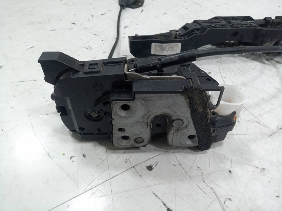 Cerradura puerta delantera izquierda renault clio iv 1.2 16v
