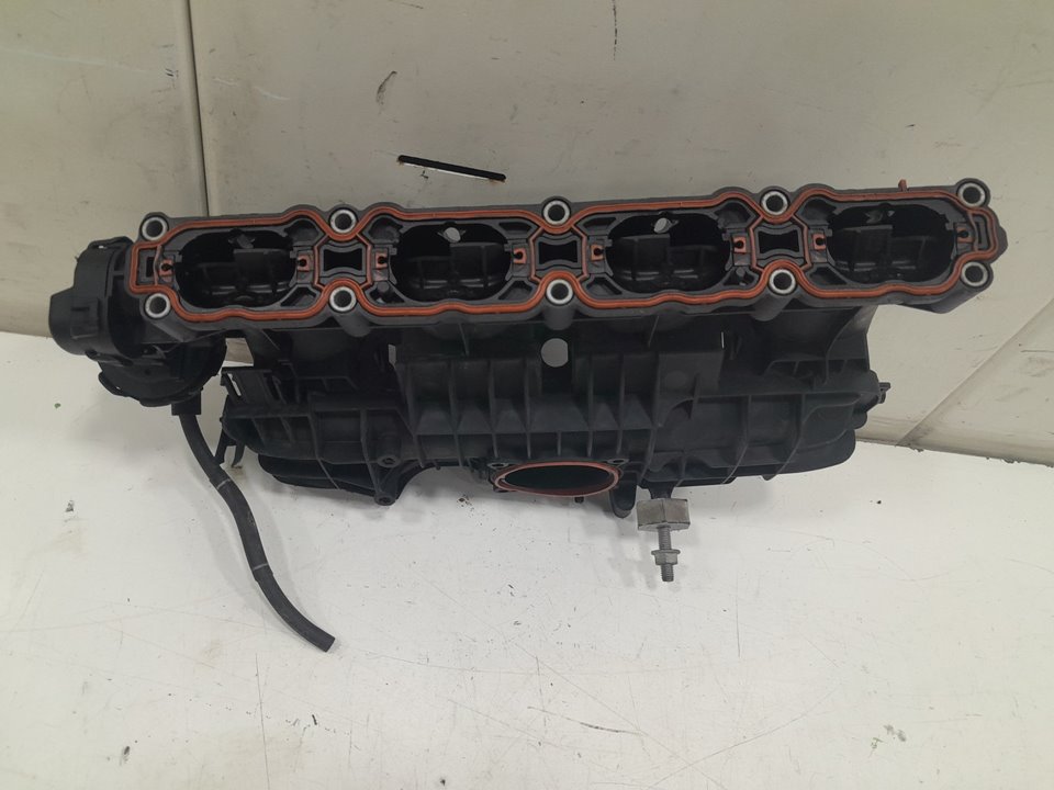 Colector admision volkswagen golf vii variant 2.0 r 4motion