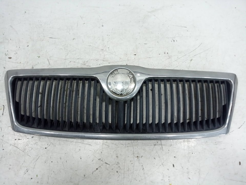 Rejilla delantera skoda octavia ii 1.9 tdi