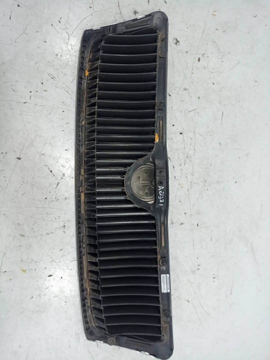 Rejilla delantera skoda octavia ii 1.9 tdi