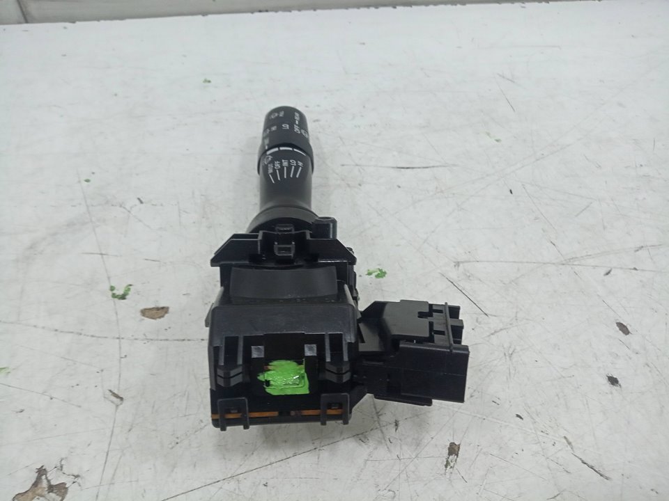 Mando limpia toyota rav 4 iii 2.2 d 4wd (ala30_)