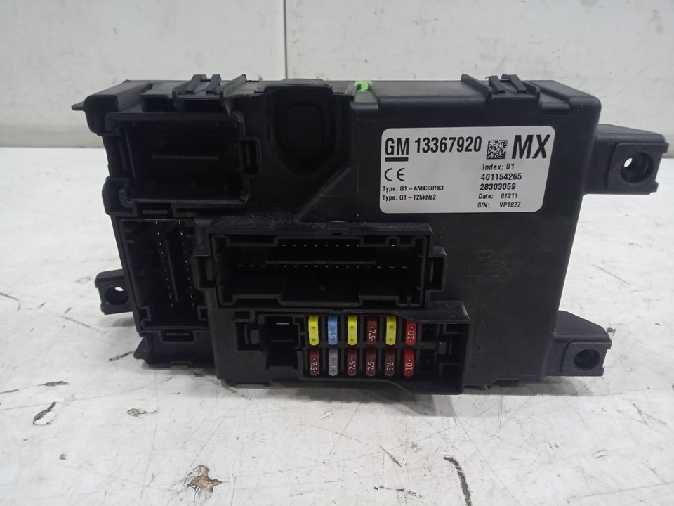 Caja reles / fusibles opel corsa d 