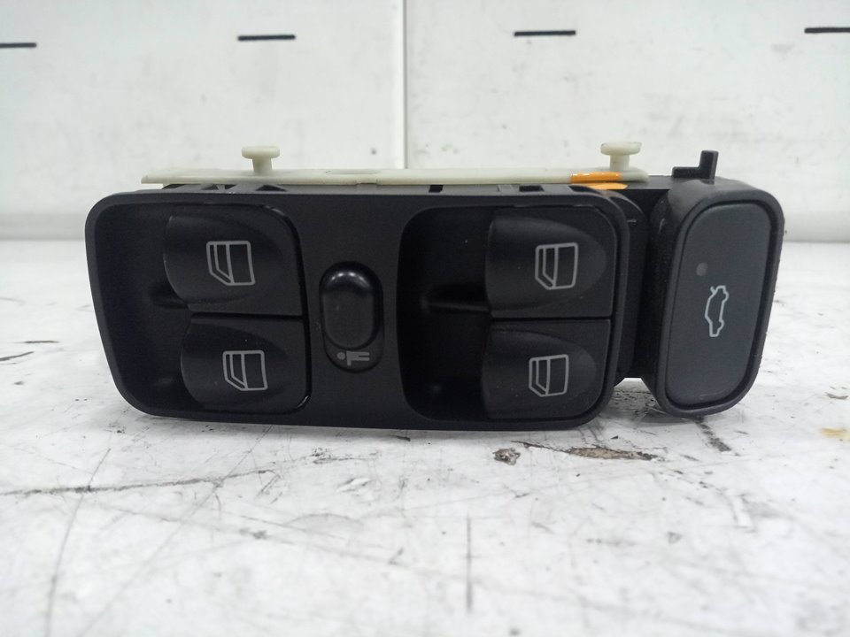 Mando elevalunas delantero izquierdo mercedes-benz clase c c 270 cdi (203.016)