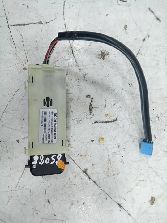 Mando elevalunas delantero izquierdo mercedes-benz clase c c 270 cdi (203.016)