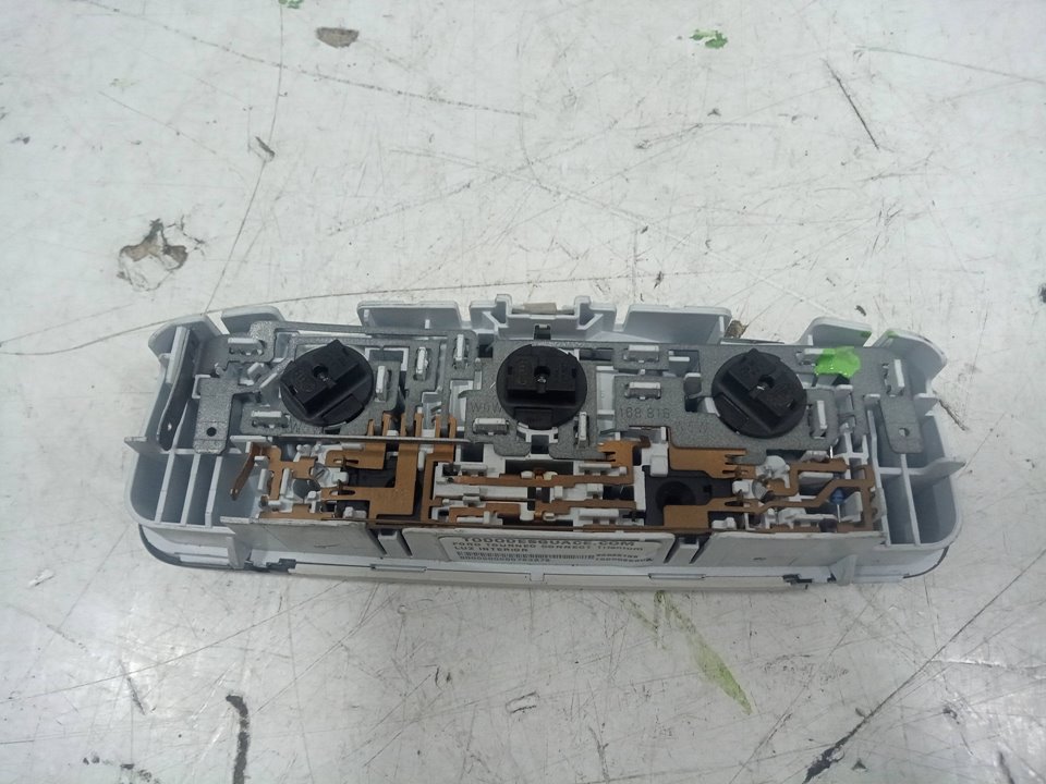 Luz interior ford tourneo connect  grand tourneo connect kombi 1.5 tdci