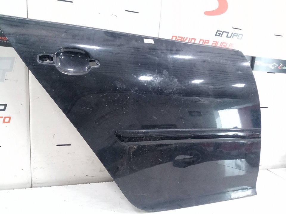 Puerta trasera derecha volkswagen golf v berlina (1k1