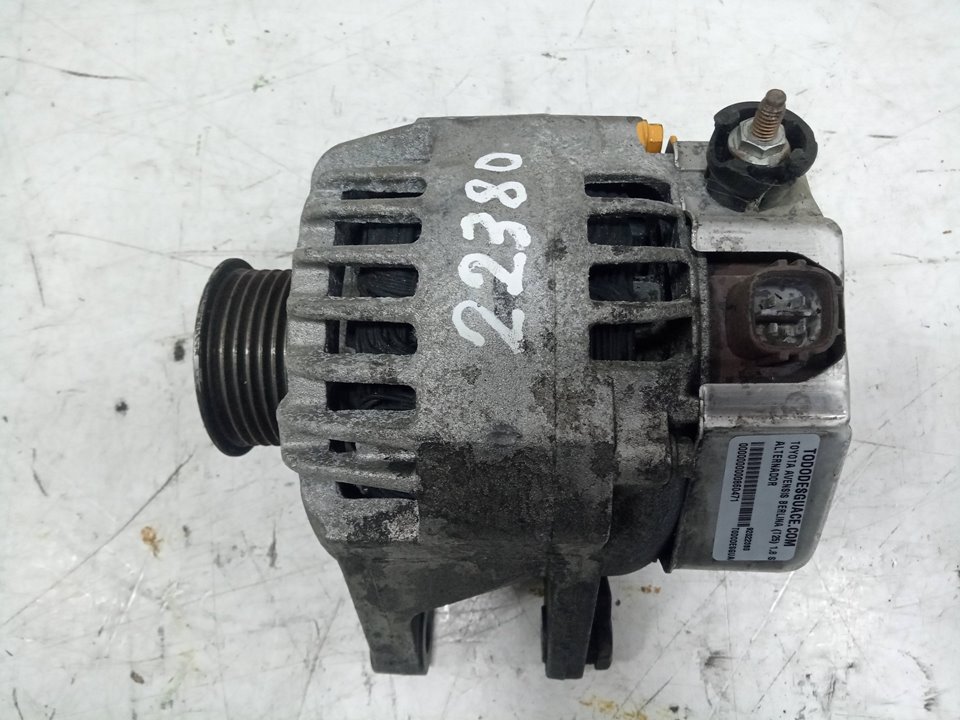 Alternador toyota avensis 1.8 (zzt251_)