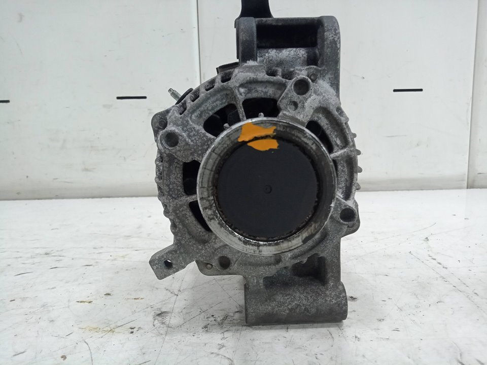 Alternador toyota avensis ranchera familiar 2.0 d4d (adt270_)