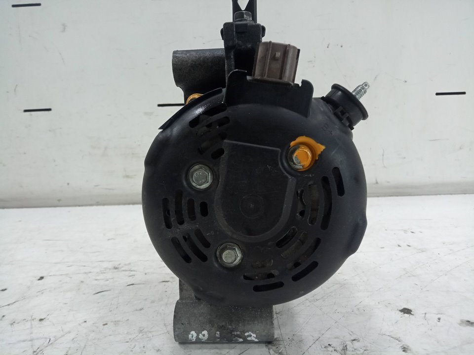 Alternador toyota avensis ranchera familiar 2.0 d4d (adt270_)