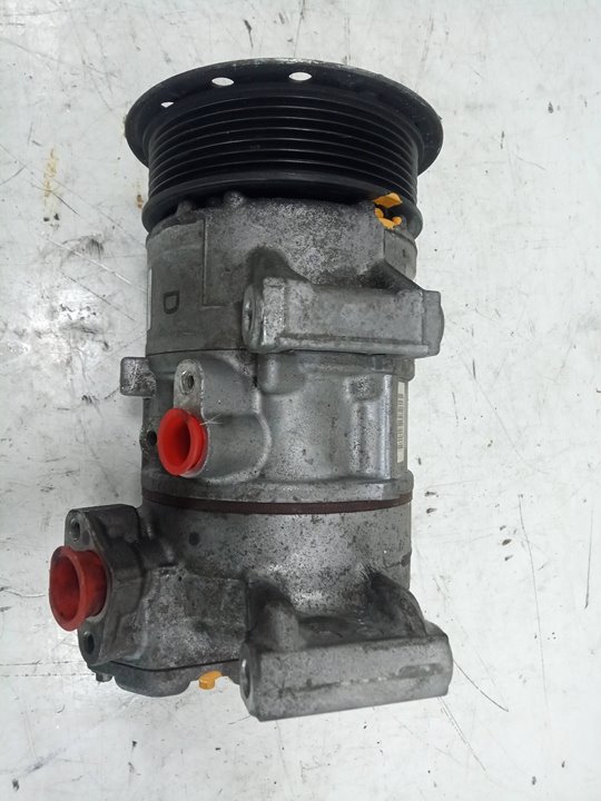 Compresor aire acondicionado toyota avensis ranchera familiar 2.0 d4d (adt270_)
