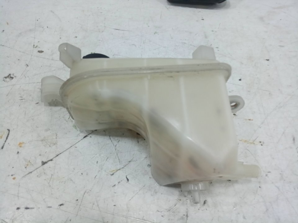 Deposito expansion lexus ct 200h (zwa10_)