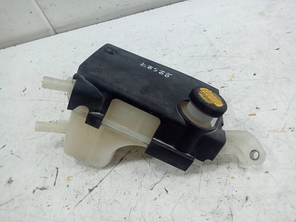 Deposito expansion lexus ct 200h (zwa10_)