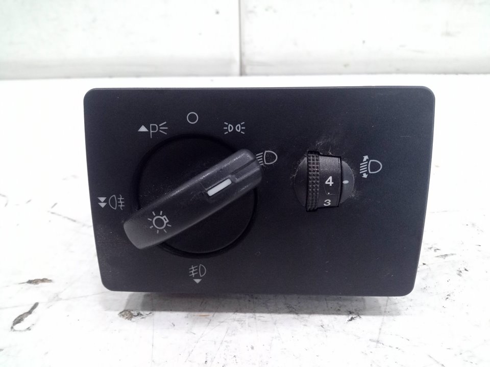 Mando luces ford focus ii 1.6 tdci