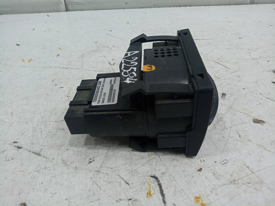 Mando luces ford focus ii 1.6 tdci
