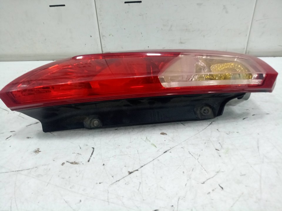 Piloto trasero izquierdo fiat grande punto 1.3 d multijet