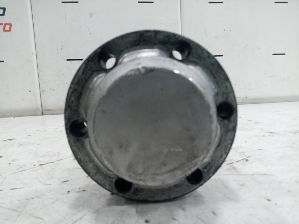 Transmision delantera izquierda 