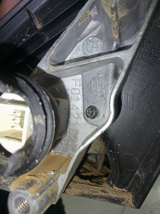Retrovisor derecho electrico bmw 3 320 d