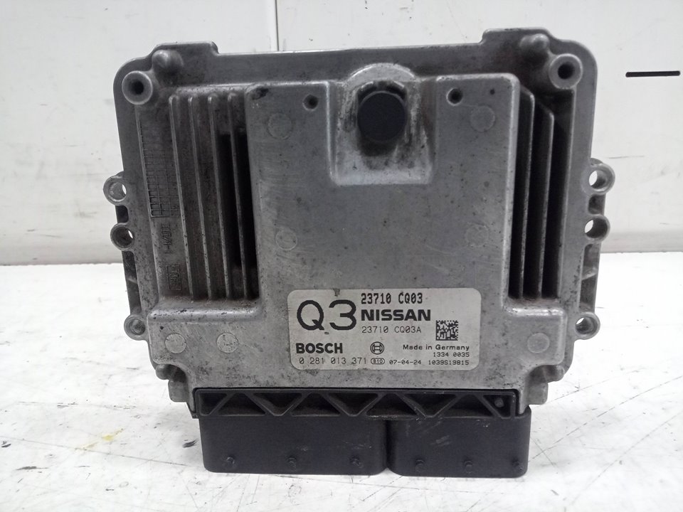 Centralita motor uce nissan atleon zd30      ...