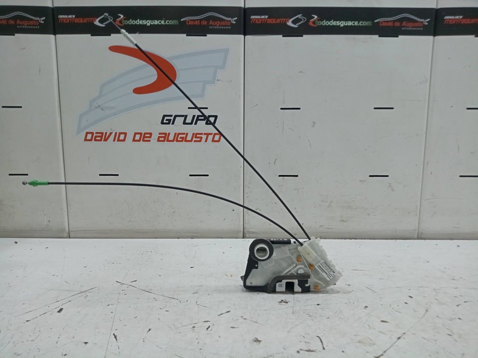 Cerradura puerta delantera izquierda toyota yaris 1.5 hybrid (nhp130_)