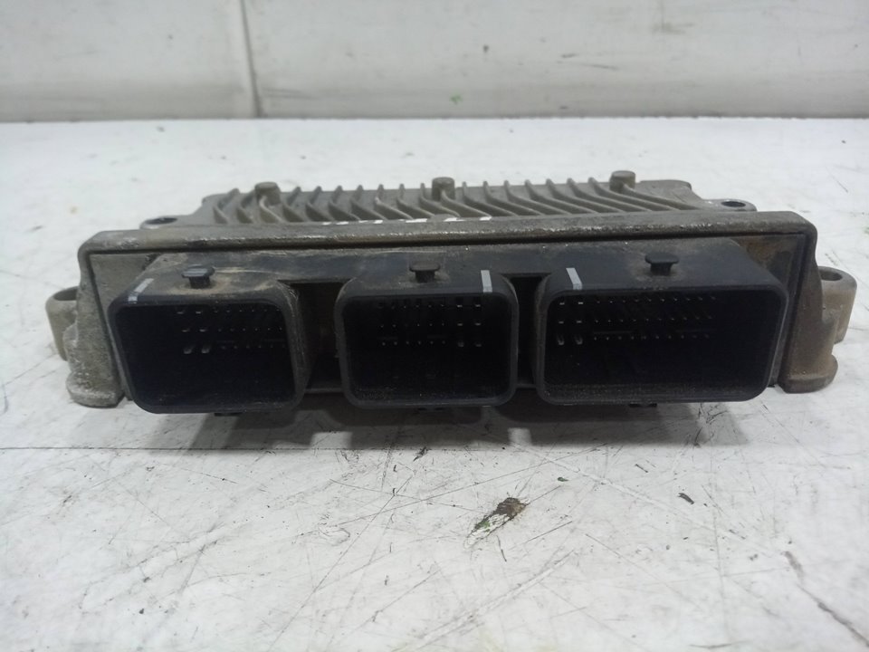 Centralita motor uce citroen c3 i 1.1 i