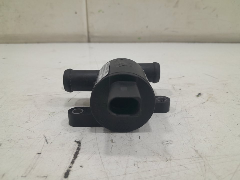 Bomba auxiliar agua volkswagen golf vii variant 2.0 r 4motion