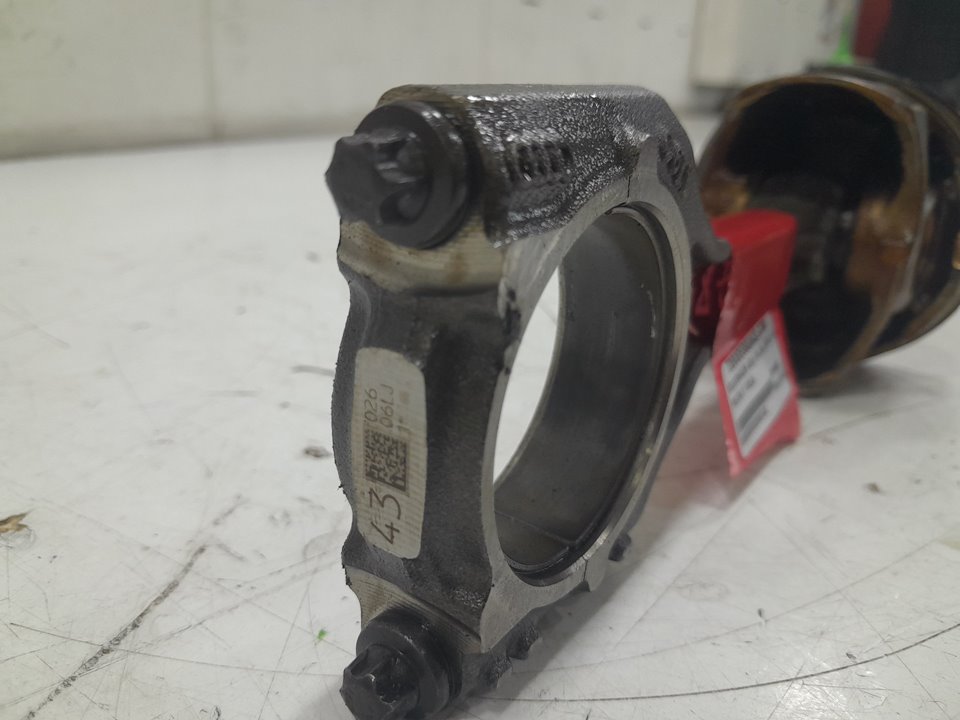 Piston volkswagen golf vii variant 2.0 r 4motion