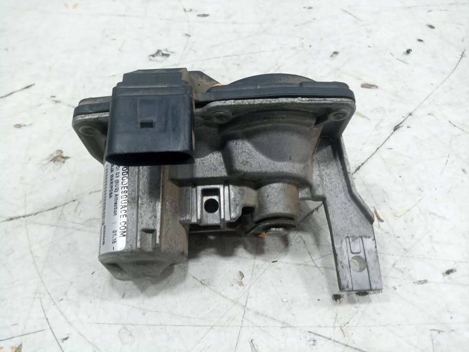 Caja mariposa audi q3   (8ug) attraction      01.15