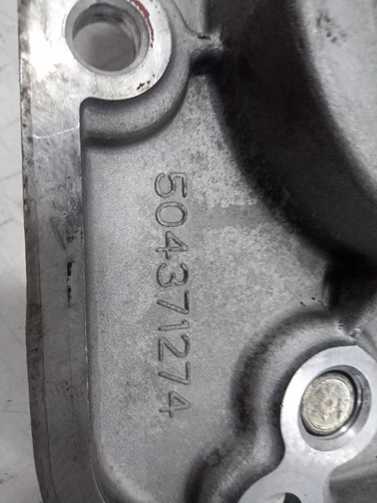 Tapa distribucion fuso canter 3s13      01.13 