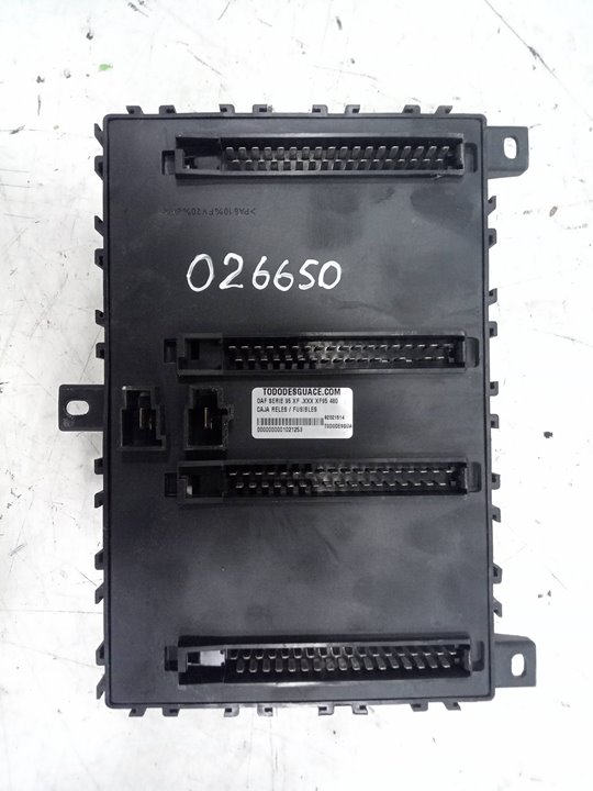 Caja reles / fusibles daf serie 95 xf .xxx xf95 480 