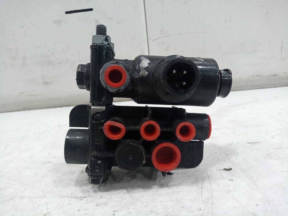 Electrovalvula man tgx 18.xxx fg    4x2   bl