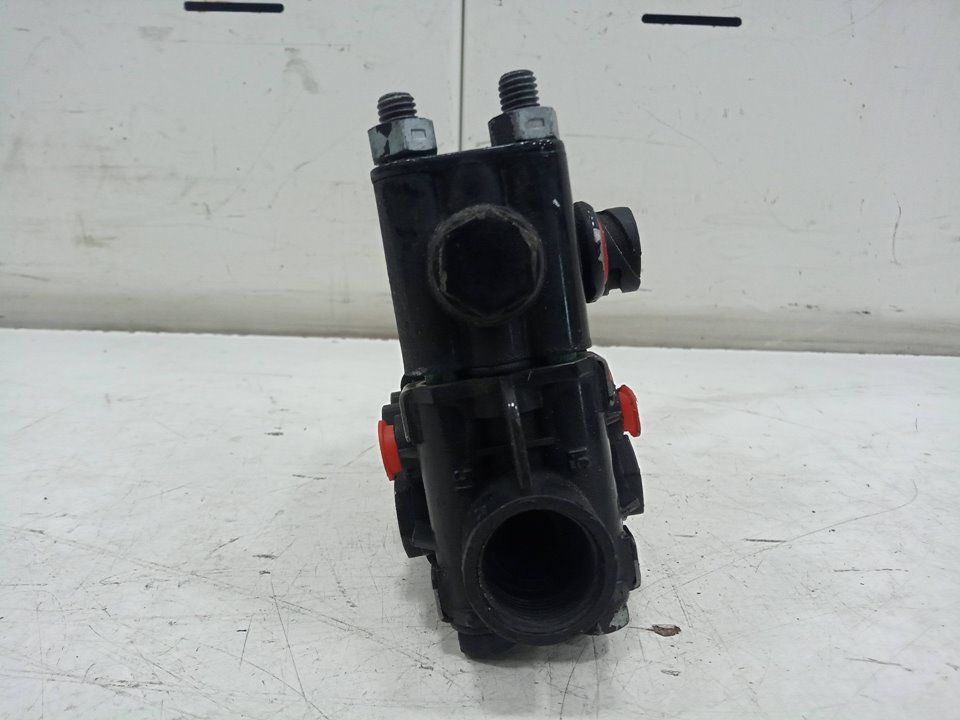 Electrovalvula man tgx 18.xxx fg    4x2   bl