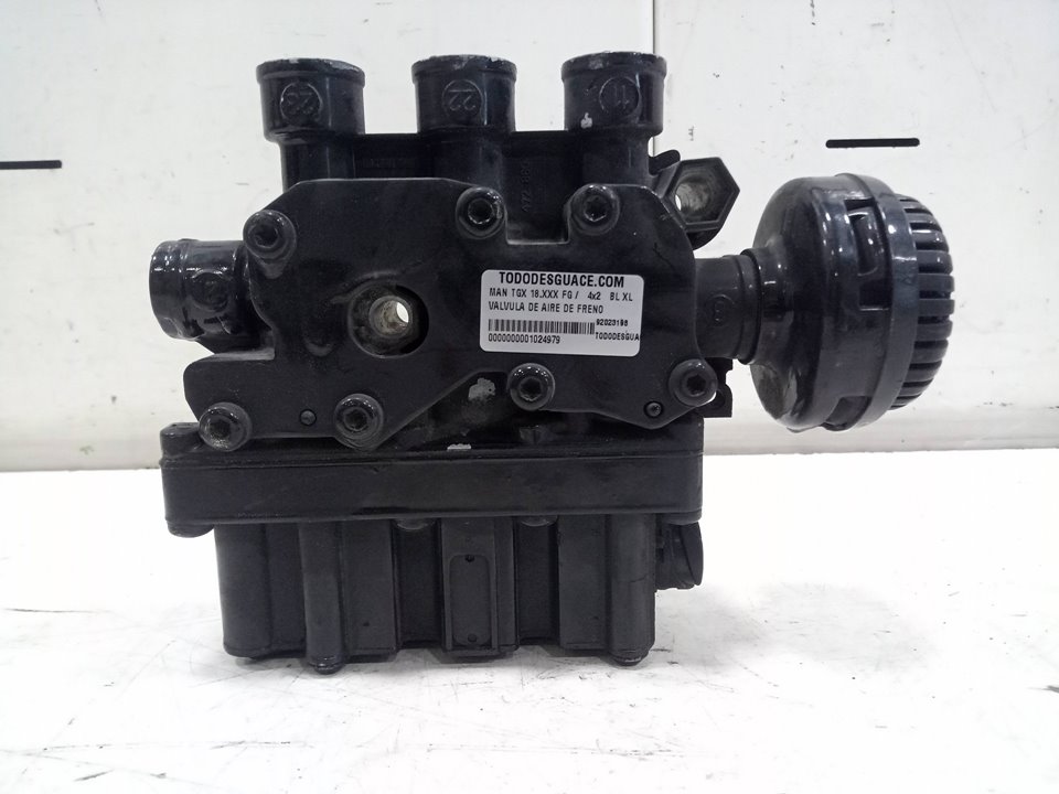 Valvula de aire de freno man tgx 18.xxx fg    4x2   bl