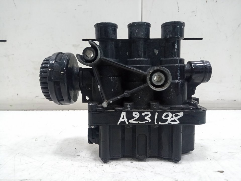 Valvula de aire de freno man tgx 18.xxx fg    4x2   bl