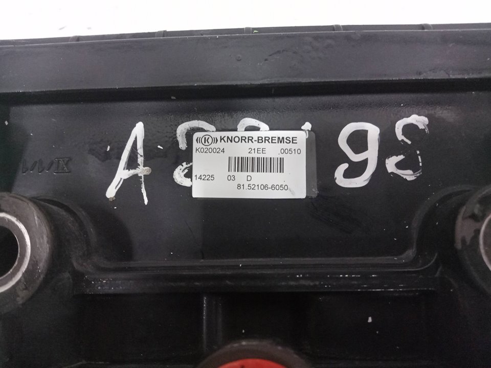 Valvula moduladora ebs man tgx 18.xxx fg    4x2   bl