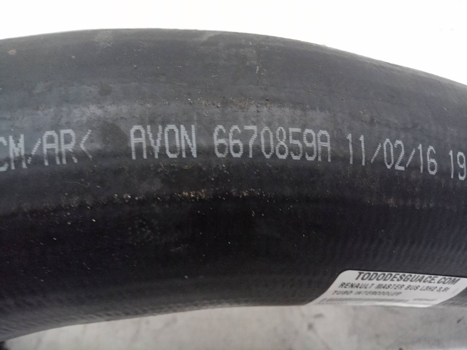 Tubo intercooler master bus l3h2 38t      02.