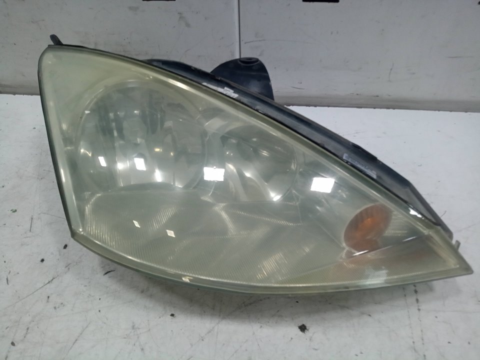 Faro derecho ford focus turnier 1.8 turbo di  tddi